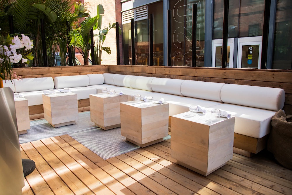 Cassius Back Lounge 1